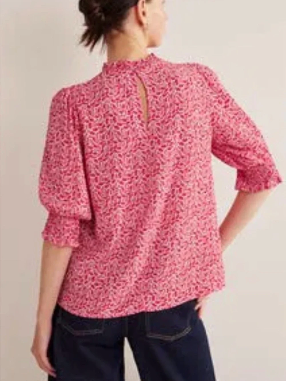 Boden Pink Smocked Detail Top Blouse Floral Puff Sleeve Ruffle Mock Neck Size 8